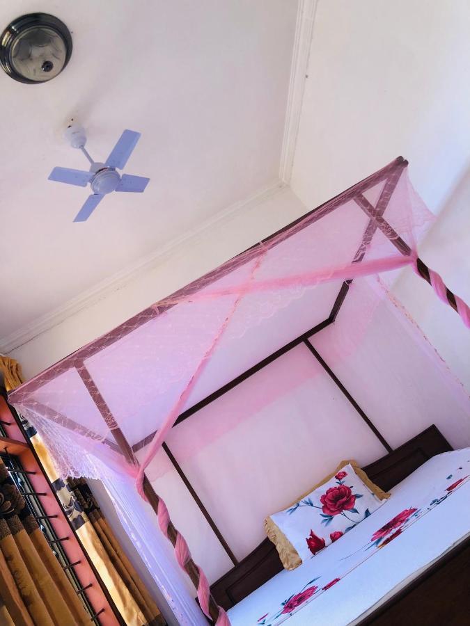 Jambo Hideaway Apartment ดาร์เอสซาลาม ภายนอก รูปภาพ